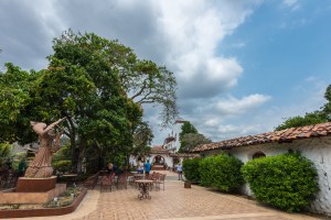 2016-LIO-Panama Mango Plantation Tour